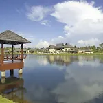 The Zuri Kumarakom Kerala Resort & Spa 