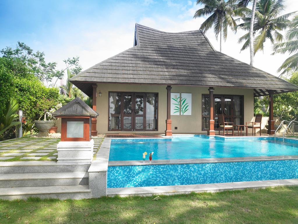 Resort The Zuri Kerala &