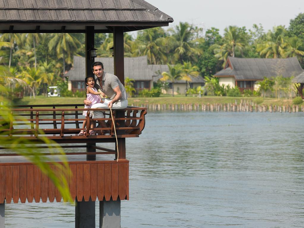 Resort The Zuri Kerala &