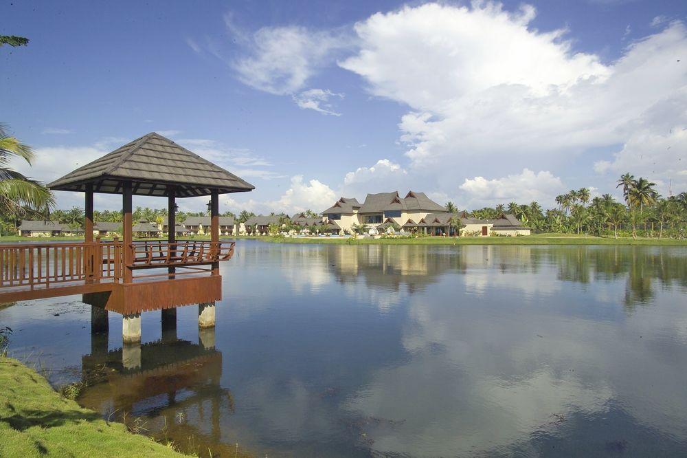 Resort The Zuri Kerala &